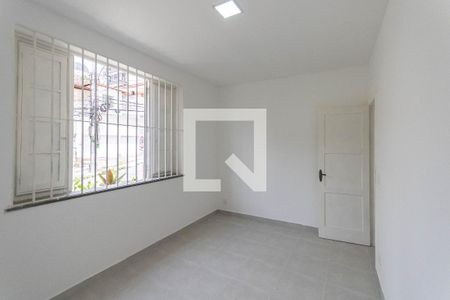 Quarto 1 de apartamento à venda com 3 quartos, 100m² em Grajaú, Rio de Janeiro