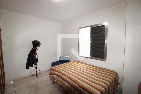 Casa à venda com 240m², 2 quartos e 2 vagasQuarto 2