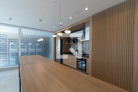 Apartamento à venda com 27m², 1 quarto e sem vaga Apartamento à venda com 27m², 1 quarto e sem vagaÁrea comum - Salão de festas