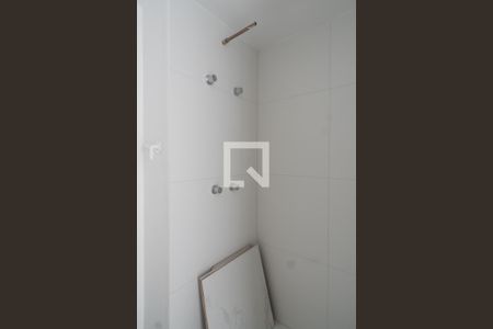 Banheiro de apartamento à venda com 1 quarto, 27m² em Partenon, Porto Alegre