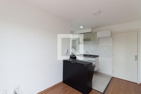 Sala de apartamento para alugar com 2 quartos, 38m² em Itaquera, São Paulo