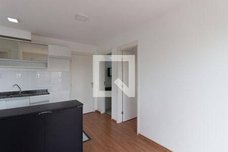 Sala de apartamento para alugar com 2 quartos, 38m² em Itaquera, São Paulo