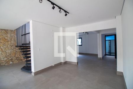 Casa à venda com 200m², 4 quartos e 4 vagasSala de Jantar