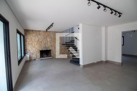 Sala de casa à venda com 4 quartos, 200m² em Santo Amaro, São Paulo