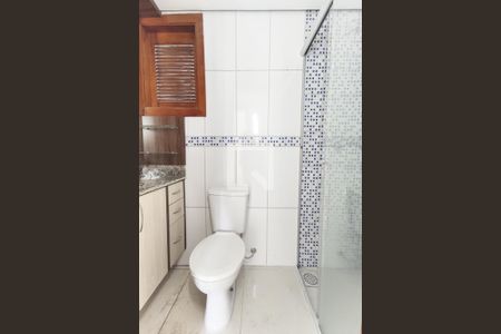 Apartamento para alugar com 65m², 2 quartos e 1 vaga Apartamento para alugar com 65m², 2 quartos e 1 vagaBanheiro