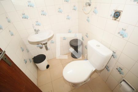 Casa à venda com 600m², 5 quartos e 20 vagasBanheiro de Serviço