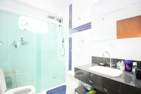 Casa à venda com 600m², 5 quartos e 20 vagasBanheiro 2