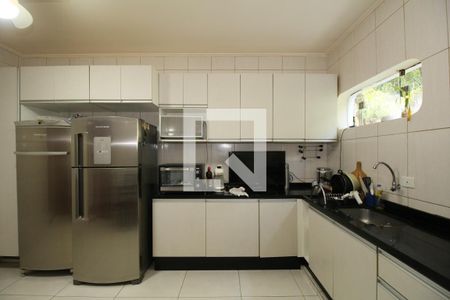 Casa à venda com 600m², 5 quartos e 20 vagasCozinha