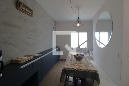 Casa à venda com 71m², 3 quartos e 2 vagasCozinha