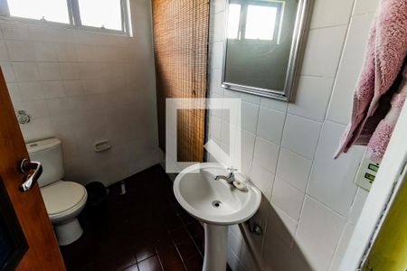 Casa à venda com 266m², 3 quartos e 2 vagasBanheiro Corredor