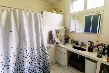 Casa à venda com 266m², 3 quartos e 2 vagasBanheiro da Suíte