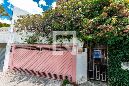 Casa à venda com 266m², 3 quartos e 2 vagasFachada - garagem