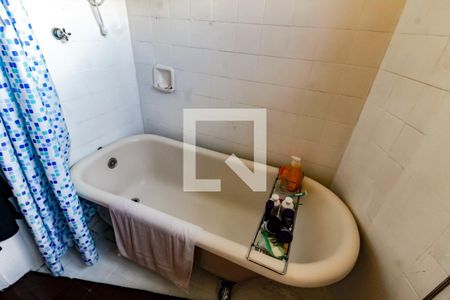 Casa à venda com 266m², 3 quartos e 2 vagasBanheiro Corredor