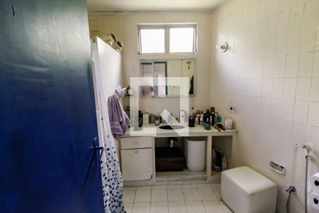 Casa à venda com 266m², 3 quartos e 2 vagasBanheiro da Suíte