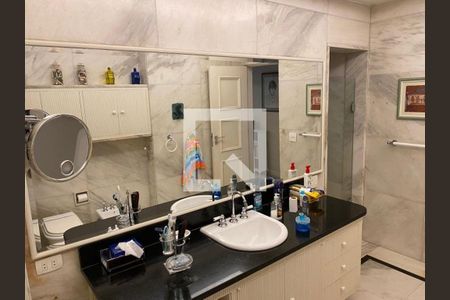 Apartamento à venda com 190m², 3 quartos e 1 vagaFoto 24