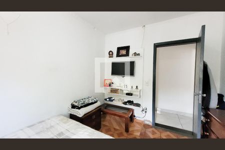 Casa à venda com 250m², 3 quartos e 4 vagasQuarto 2