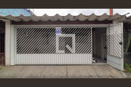 Casa à venda com 102m², 2 quartos e 1 vaga Casa à venda com 102m², 2 quartos e 1 vagaFachada da Casa