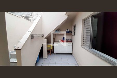 Casa à venda com 102m², 2 quartos e 1 vaga Casa à venda com 102m², 2 quartos e 1 vagaQuintal