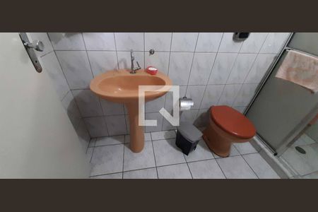 Casa à venda com 102m², 2 quartos e 1 vaga Casa à venda com 102m², 2 quartos e 1 vagaBanheiro da Suíte