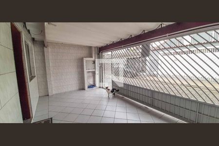 Casa à venda com 102m², 2 quartos e 1 vaga Casa à venda com 102m², 2 quartos e 1 vagaGaragem