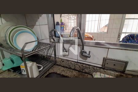 Casa à venda com 102m², 2 quartos e 1 vaga Casa à venda com 102m², 2 quartos e 1 vagaCozinha