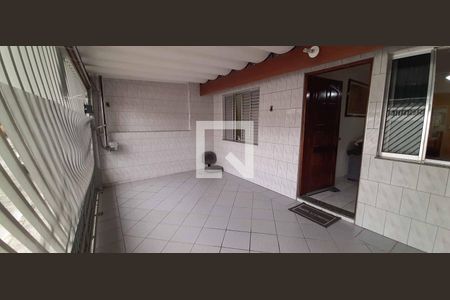 Casa à venda com 102m², 2 quartos e 1 vaga Casa à venda com 102m², 2 quartos e 1 vagaGaragem