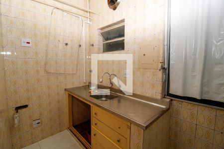 Cozinha de apartamento para alugar com 1 quarto, 45m² em Centro, Belo Horizonte
