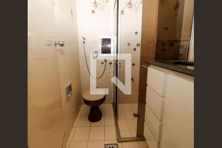 Banheiro de apartamento para alugar com 1 quarto, 45m² em Centro, Belo Horizonte