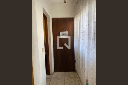 Casa à venda com 200m², 4 quartos e 2 vagas Casa à venda com 200m², 4 quartos e 2 vagasFoto 13