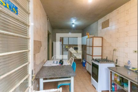 Casa à venda com 83m², 2 quartos e 2 vagas Casa à venda com 83m², 2 quartos e 2 vagasCozinha