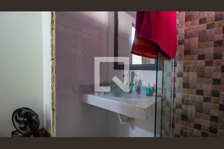 Casa à venda com 472m², 4 quartos e 3 vagasBanheiro Social