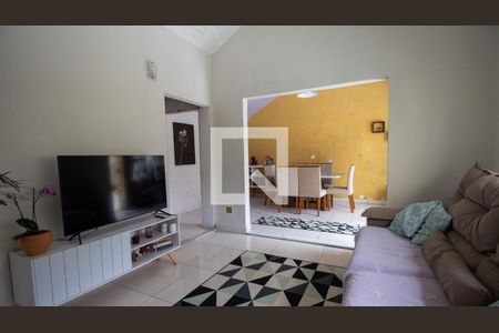 Casa à venda com 472m², 4 quartos e 3 vagasSala da Casa dos Fundos