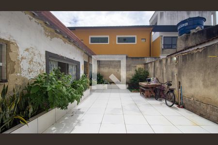 Casa à venda com 472m², 4 quartos e 3 vagasQuintal da Casa dos Fundos