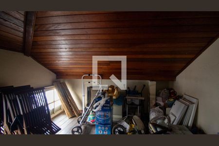 Casa à venda com 472m², 4 quartos e 3 vagasQuarto 2