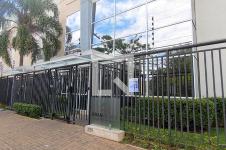 Apartamento à venda com 68m², 2 quartos e 1 vaga Apartamento à venda com 68m², 2 quartos e 1 vagaFachada