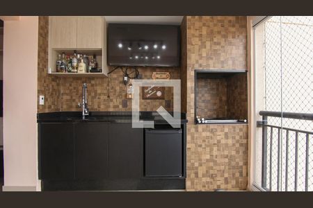 Apartamento à venda com 68m², 2 quartos e 1 vaga Apartamento à venda com 68m², 2 quartos e 1 vagaVaranda