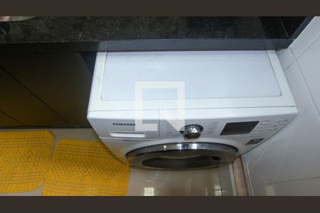 Apartamento à venda com 68m², 2 quartos e 1 vaga Apartamento à venda com 68m², 2 quartos e 1 vagaÁrea de Serviço