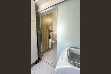 Apartamento à venda com 79m², 2 quartos e 1 vagaÁrea de Serviço