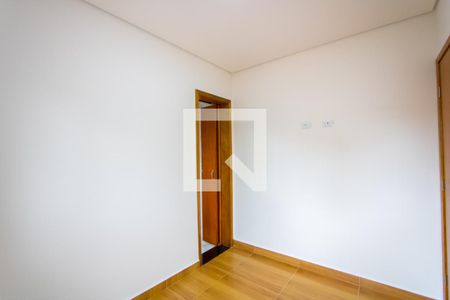 Casa à venda com 97m², 2 quartos e 2 vagasQuarto 2 - Suíte