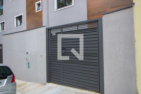 Casa à venda com 97m², 2 quartos e 2 vagasFachada