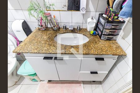 Casa à venda com 120m², 2 quartos e 1 vagaBanheiro