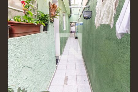 Casa à venda com 120m², 2 quartos e 1 vagaQuintal