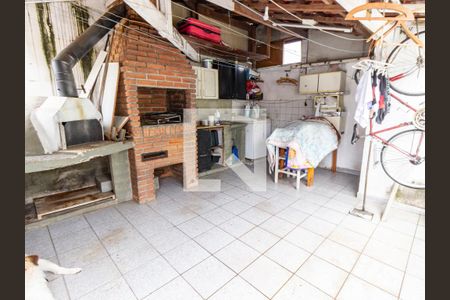 Casa à venda com 120m², 2 quartos e 1 vagaÁrea de Serviço