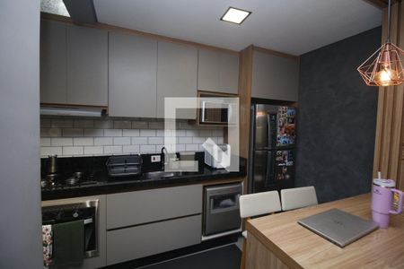 Cozinha e Área de Serviço de casa de condomínio à venda com 2 quartos, 68m² em Vila Carrão, São Paulo