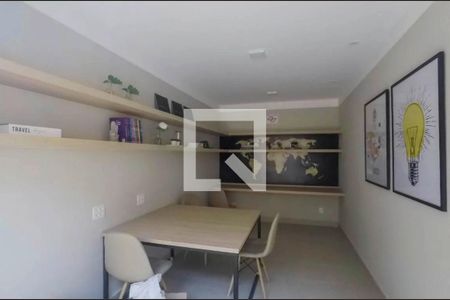 Apartamento para alugar com 32m², 1 quarto e sem vagaÁrea comum - Sala de Reunião