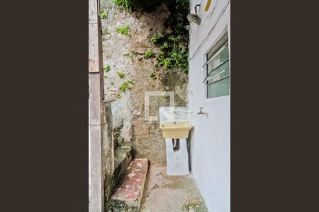 Casa para alugar com 60m², 2 quartos e sem vagaÁrea de Serviço