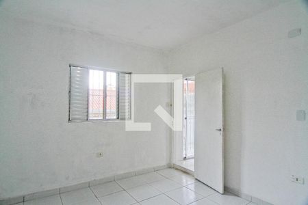 Quarto 1 de casa para alugar com 2 quartos, 60m² em Vila Zat, São Paulo