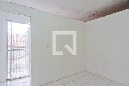 Quarto 2 de casa para alugar com 2 quartos, 60m² em Vila Zat, São Paulo