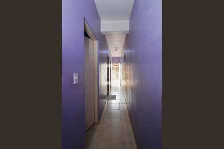 Casa para alugar com 193m², 4 quartos e 3 vagas Casa para alugar com 193m², 4 quartos e 3 vagasCorredor dos Dormitórios