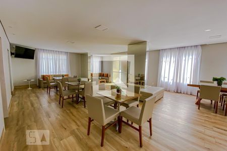 Apartamento para alugar com 55m², 2 quartos e 1 vagaÁrea comum